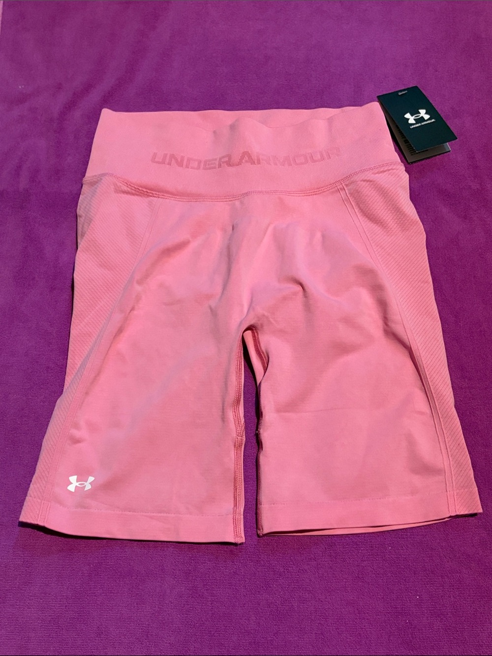 NWT 💗Under Armour Pink Women's High-Rise Compression Bike Shorts. Size Large